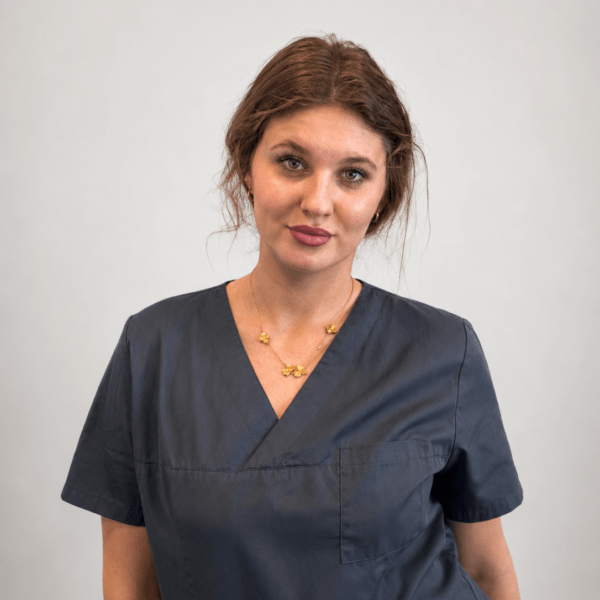 Porträt Diana Akopian – SmartDent Essen